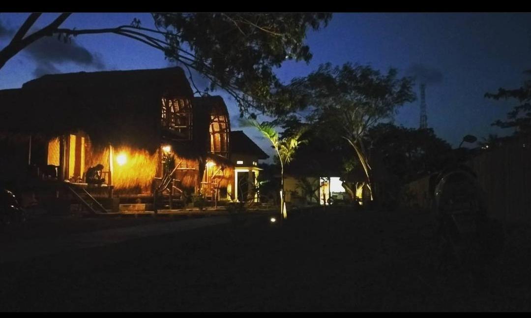 Mahkota Atia Bungallow برايا المظهر الخارجي الصورة